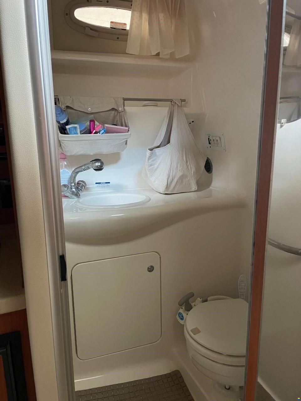 Chaparral 27