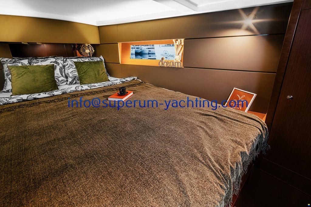 Beneteau Oceanis 38
