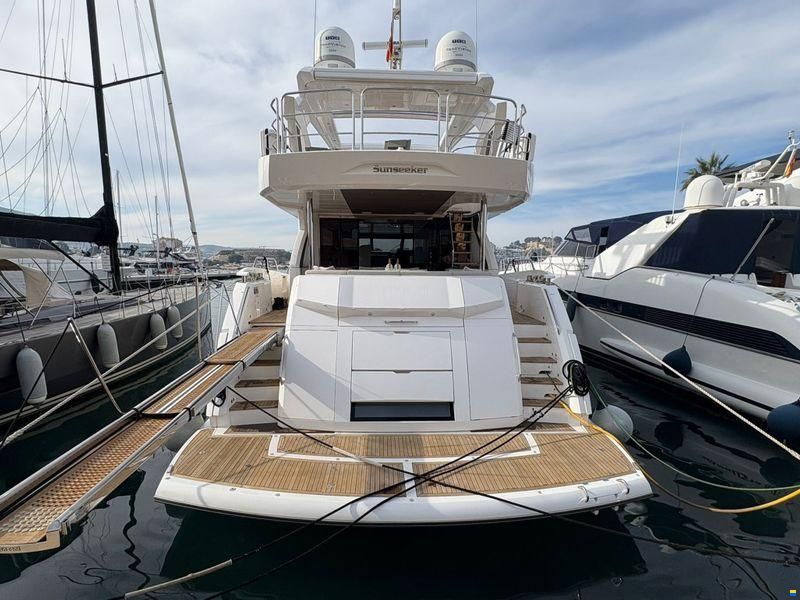 Sunseeker 76 Yacht