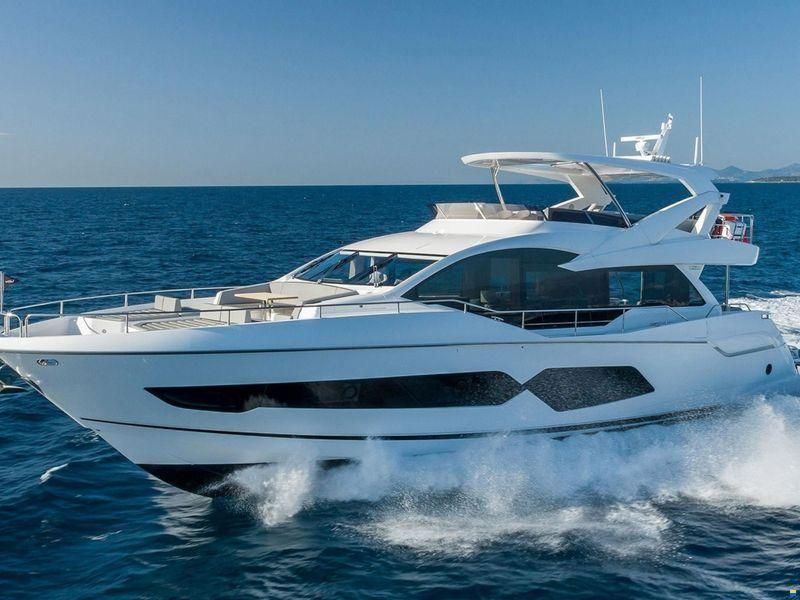 Sunseeker 76 Yacht