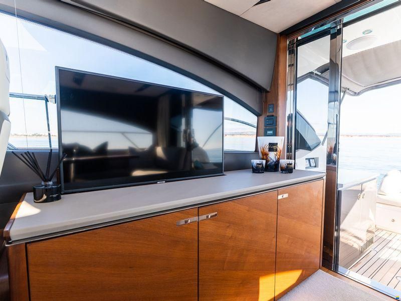 Princess Yachts International V50