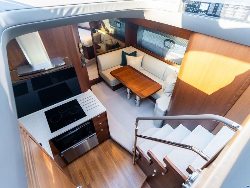 Princess Yachts International V50