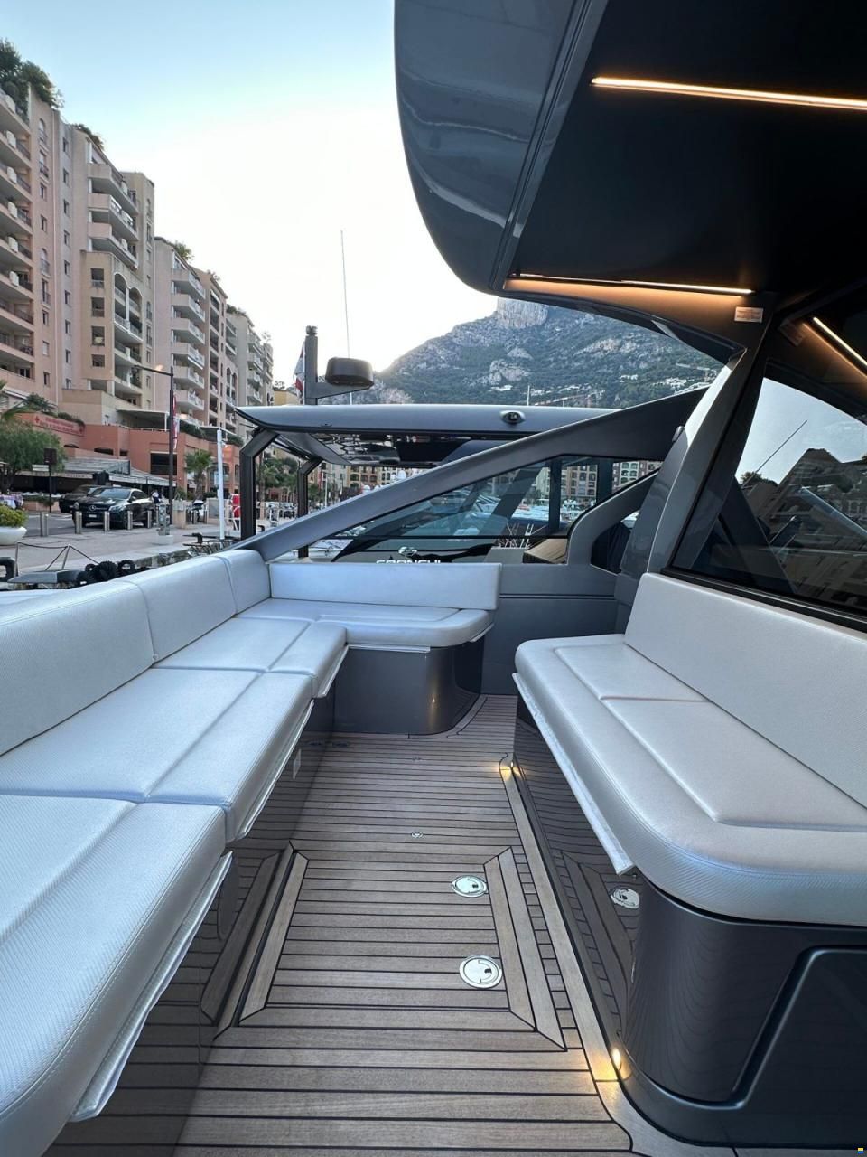 Pershing 5 X
