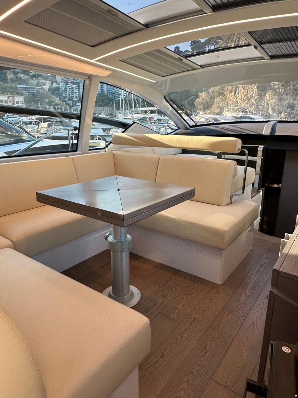 Pershing 5 X