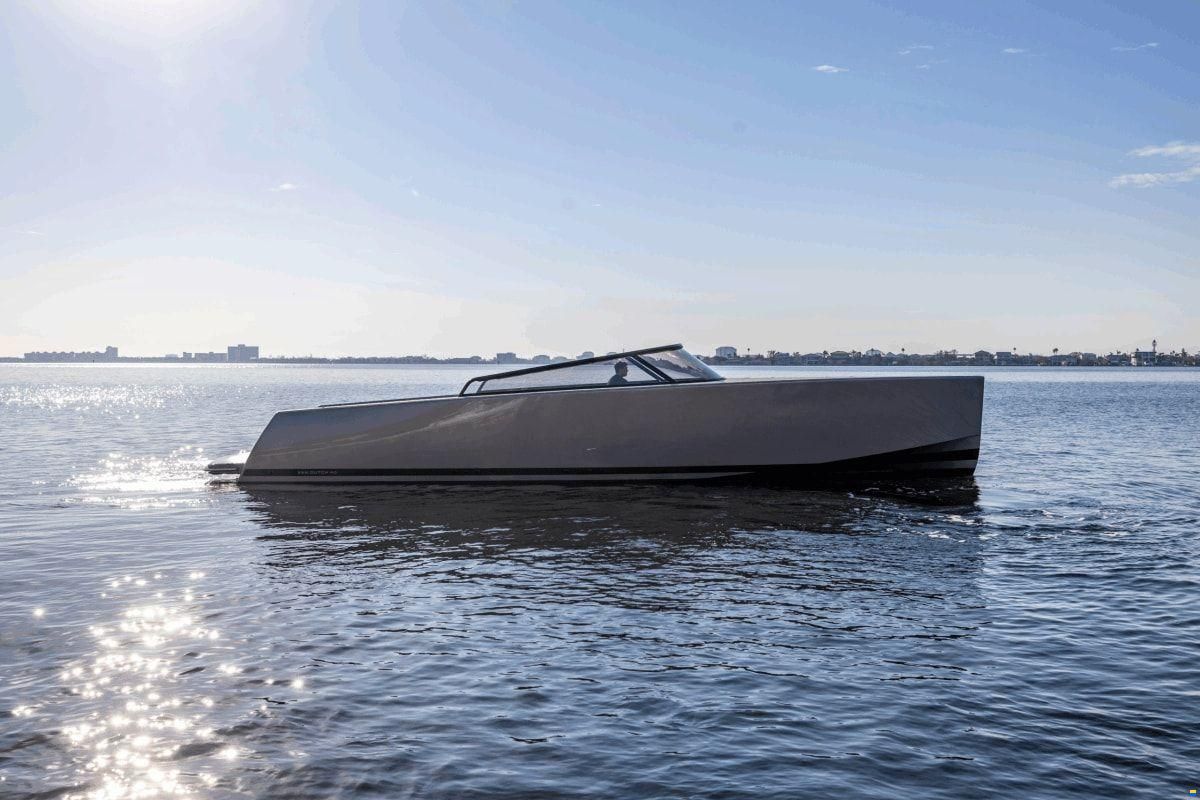 VanDutch 40