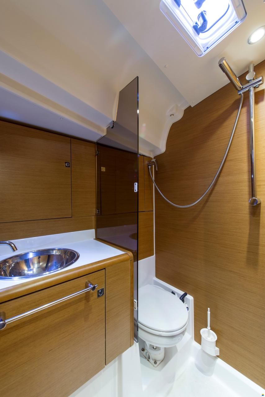 Jeanneau Sun Odyssey 439