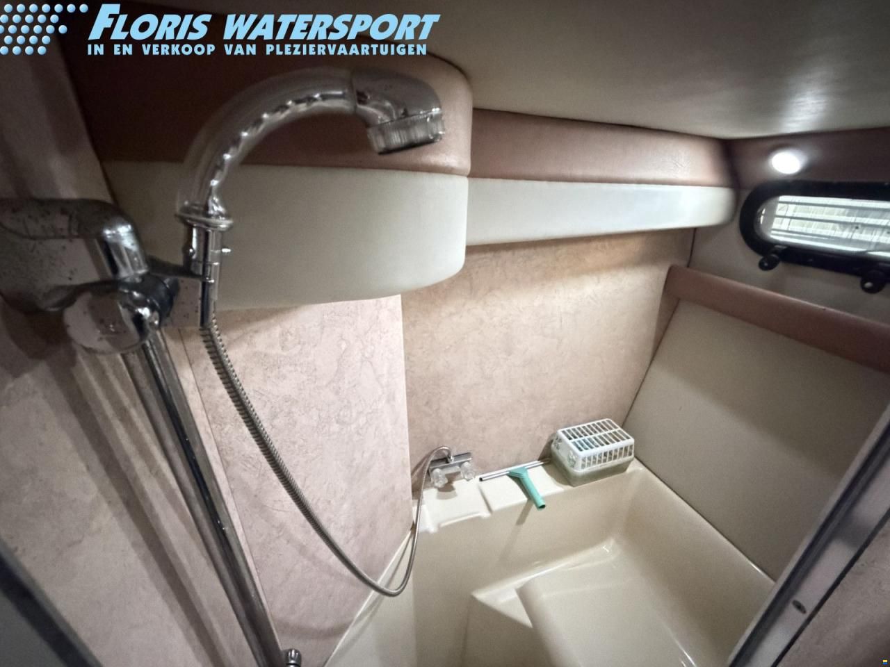 Bayliner 4387