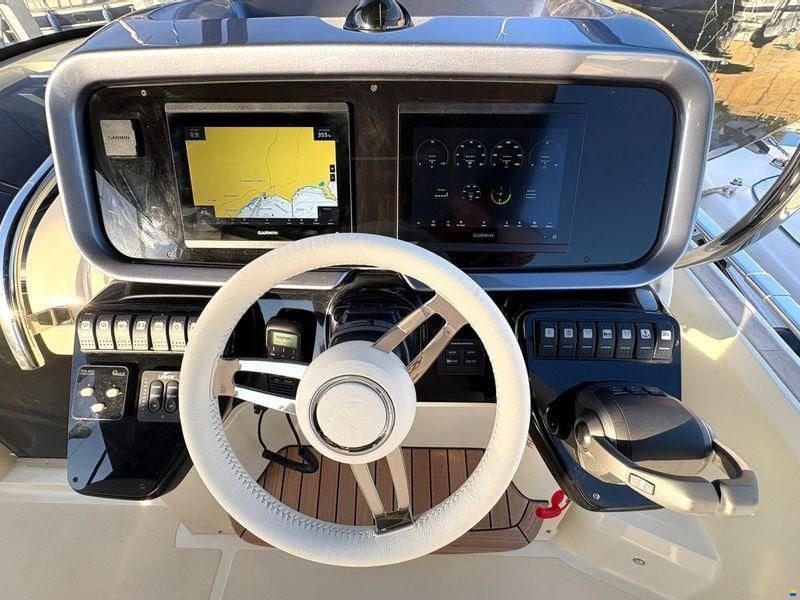 Invictus Yachts 320 GT