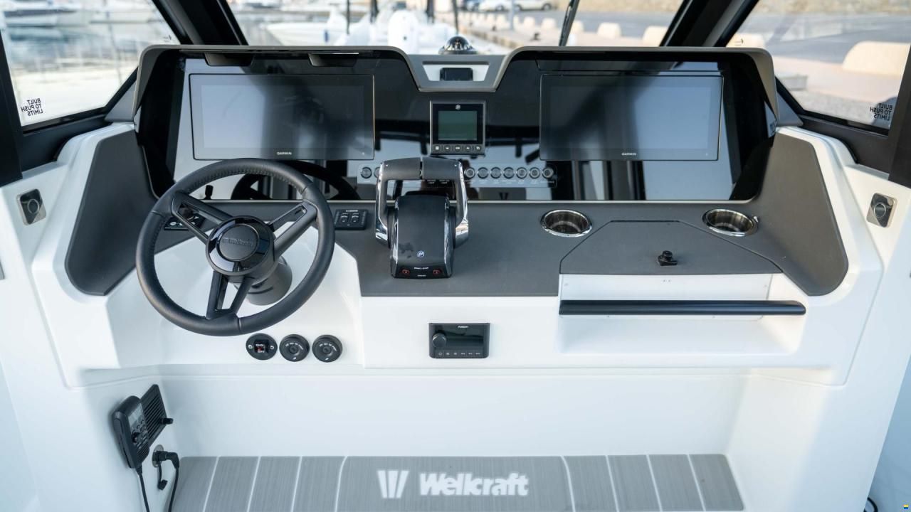 Wellcraft 28 Explorer