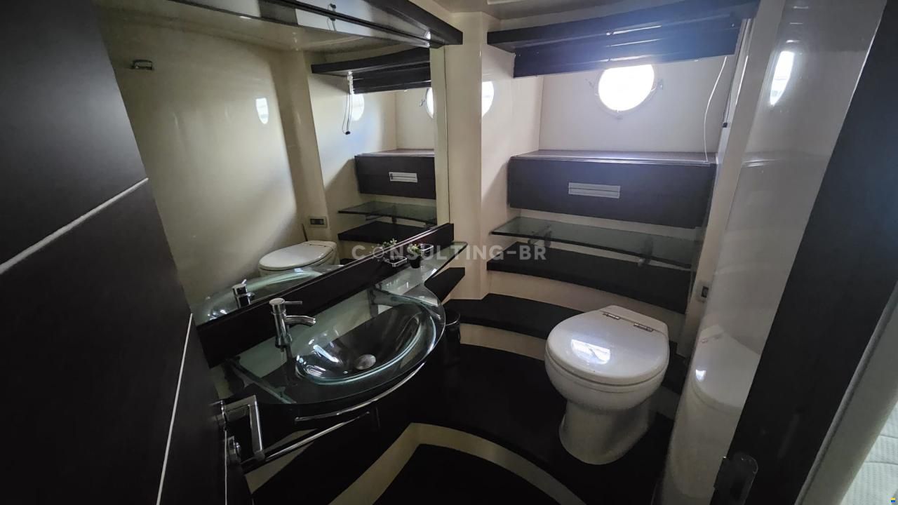 Azimut 68 S