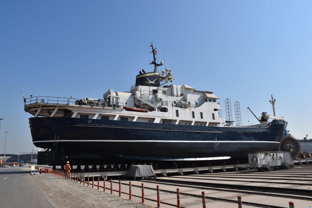 81 m Explorer