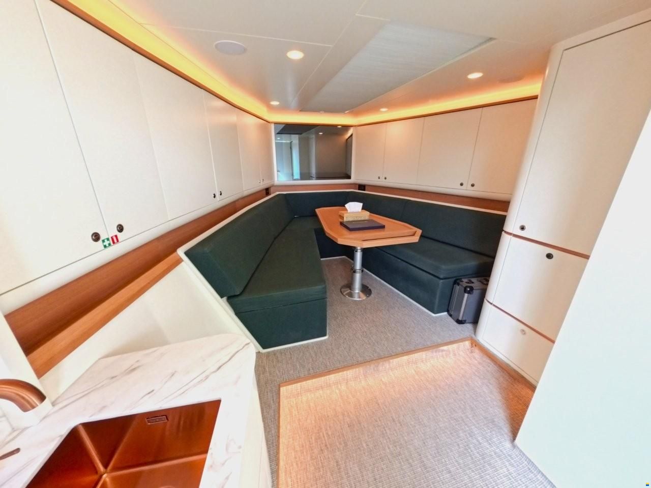Van der Valk Dreamwater California 52