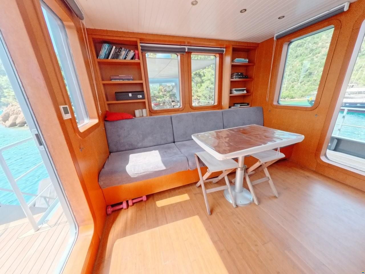 Tansu Custom Steel Trawler