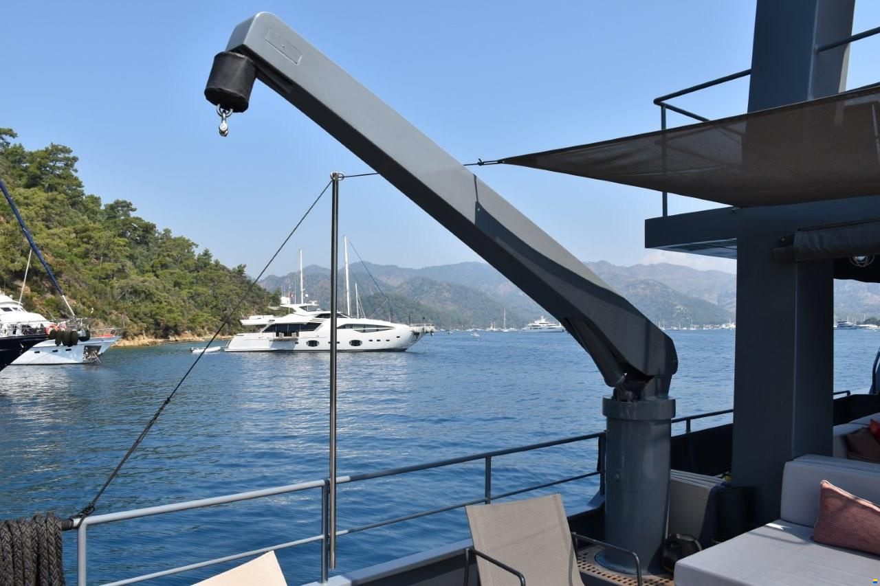 Tansu Custom Steel Trawler