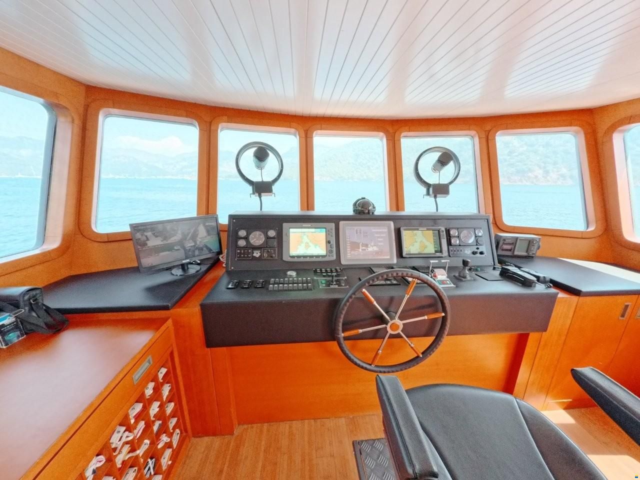 Tansu Custom Steel Trawler