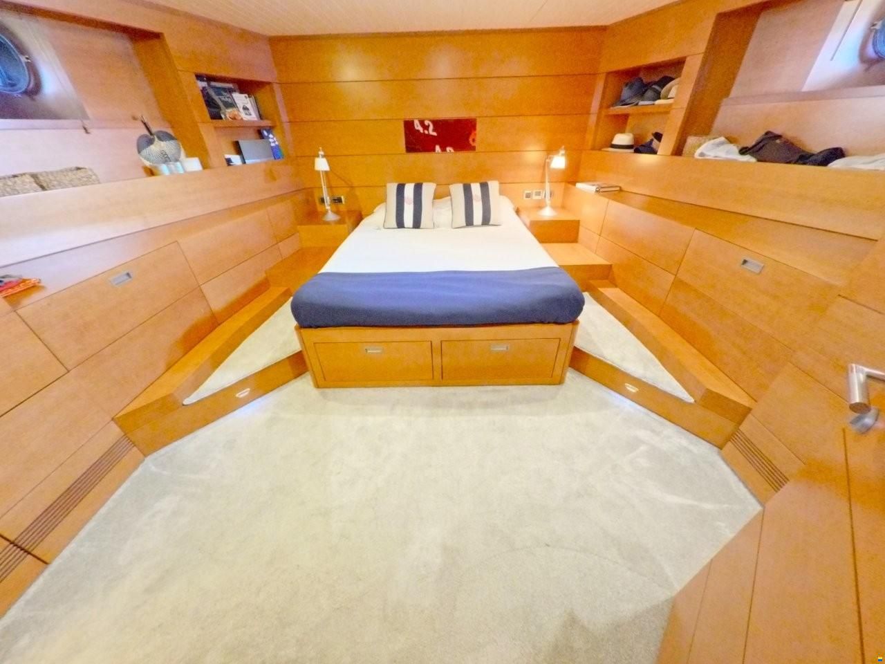Tansu Custom Steel Trawler