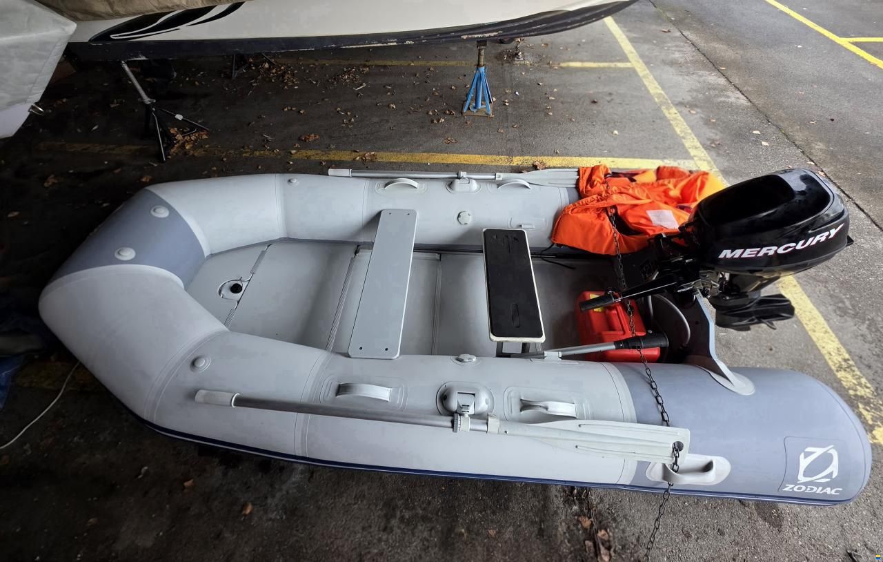 Zodiac Cadet 310 Solid