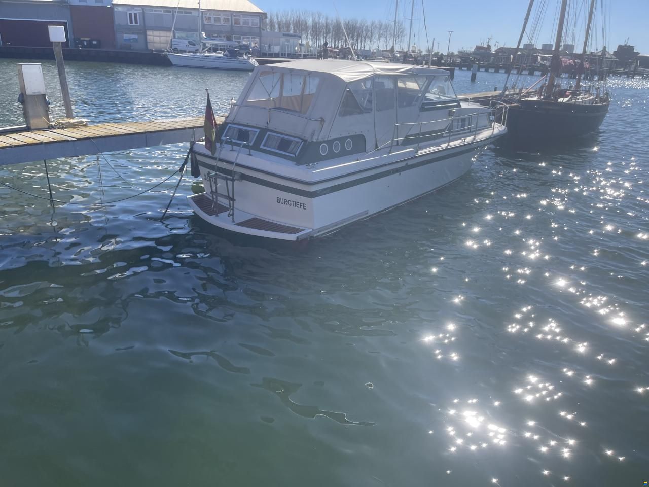 Coronet Capitan 31