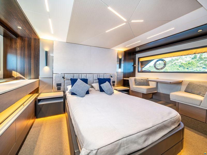 Sunseeker Manhattan 68
