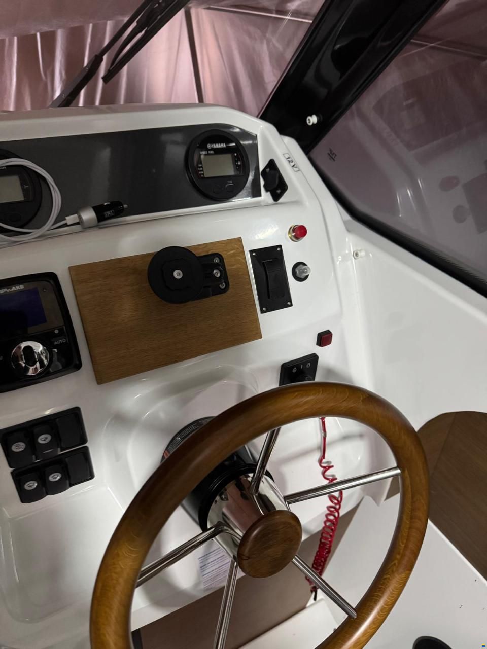 Jeanneau Merry Fisher