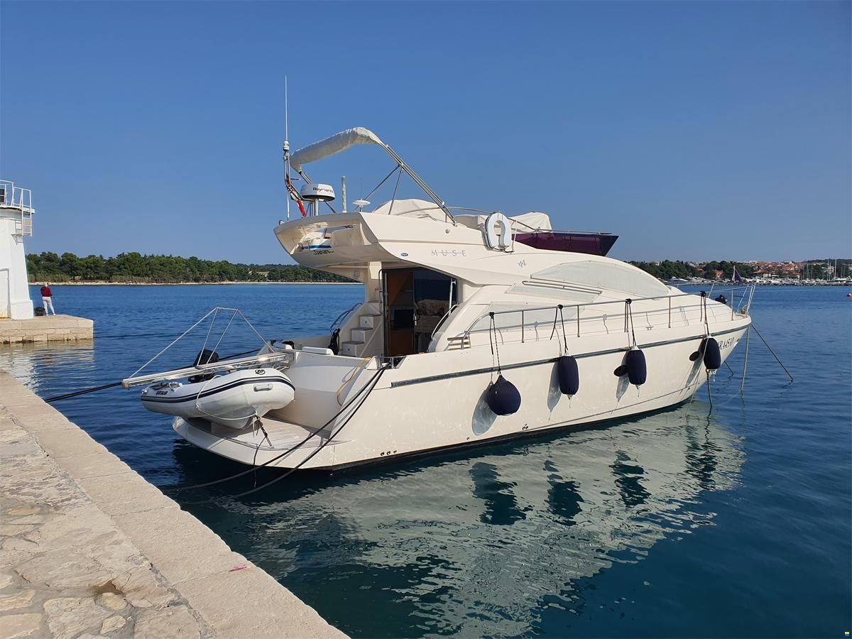 Rodman Muse 44