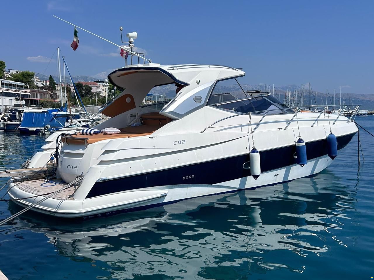 Sessa 42 Hard Top