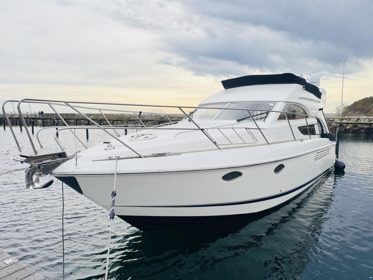 Fairline Phantom 38 Fly