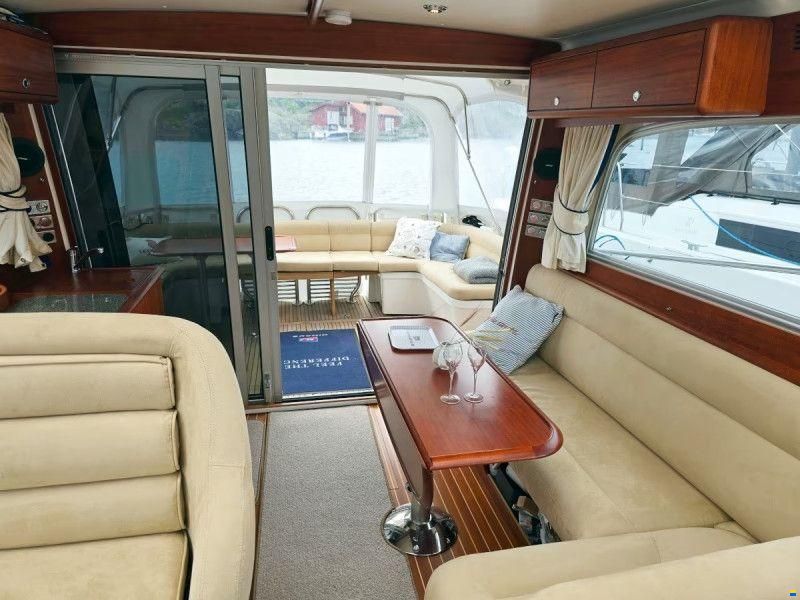 Nimbus 42 Nova Coup&eacute;