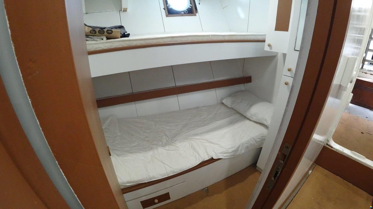 Custom Steel Gentlemen Yacht