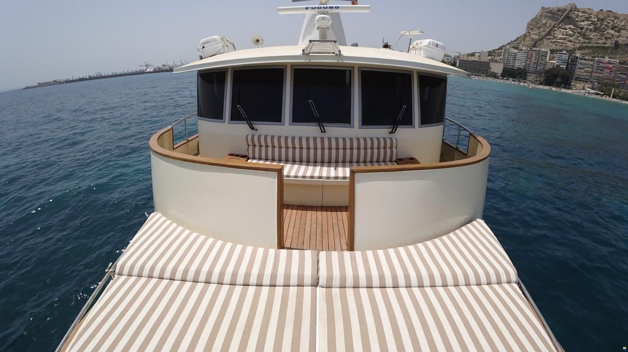 Custom Steel Gentlemen Yacht