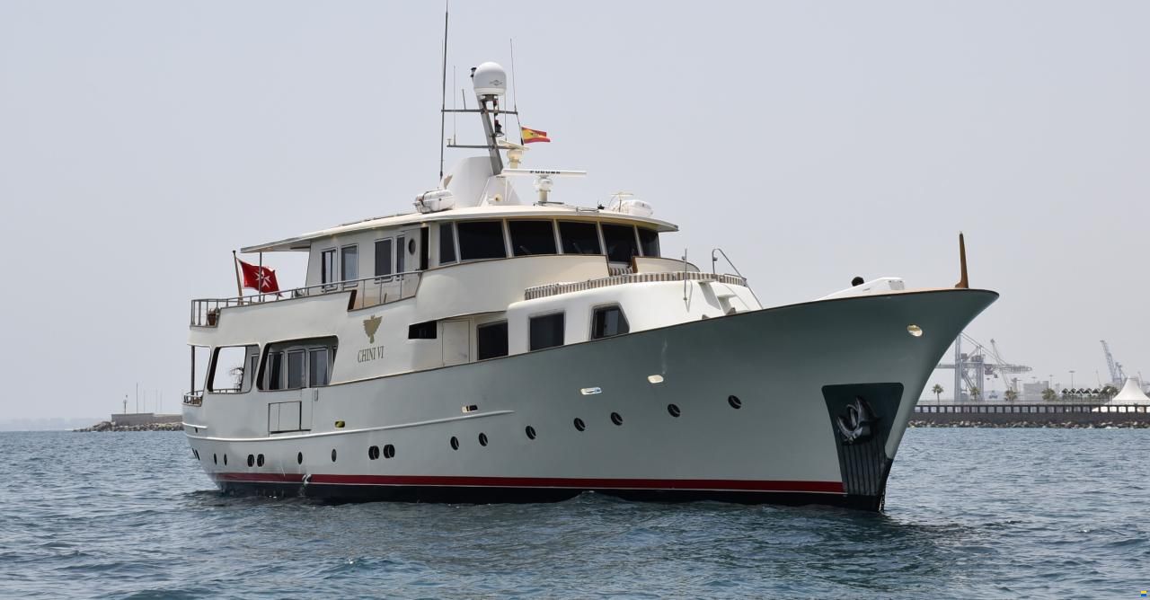 Custom Steel Gentlemen Yacht