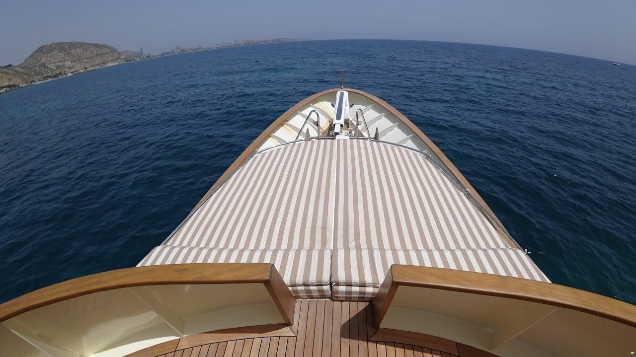Custom Steel Gentlemen Yacht