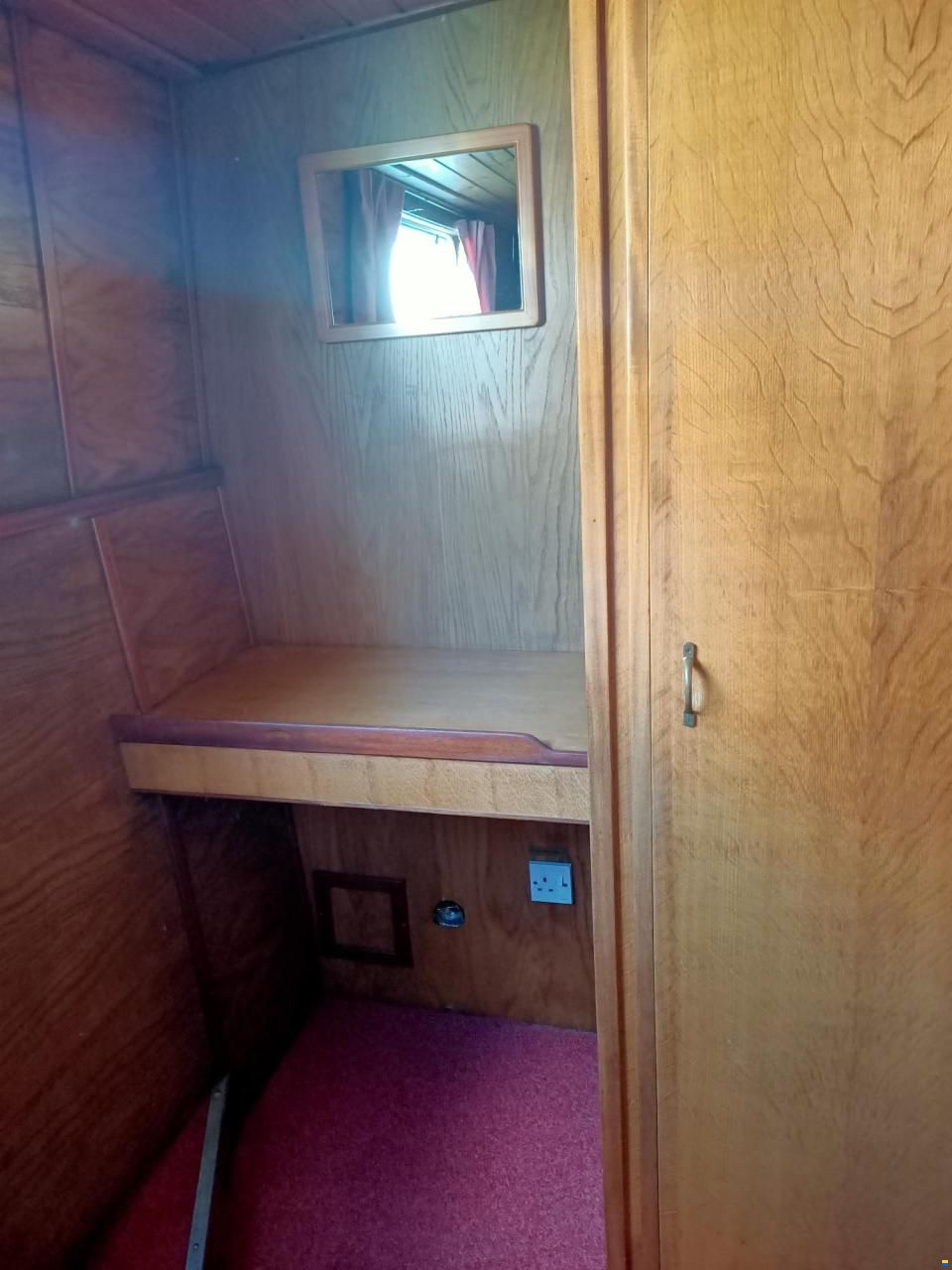 Heritage Boat Builders Burgundy 1200