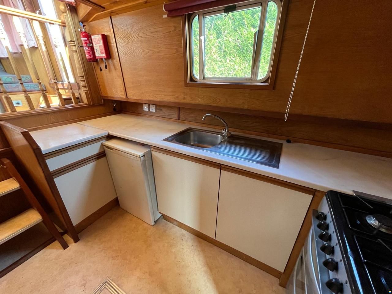 Heritage Boat Builders Burgundy 1200
