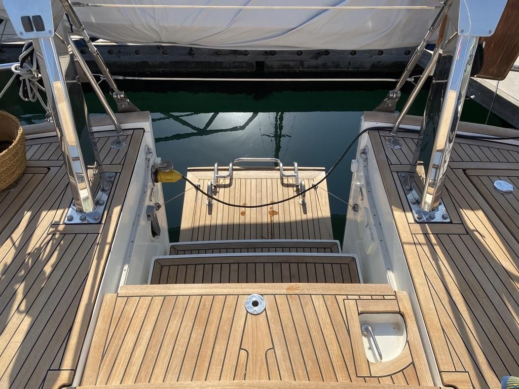 Beneteau 57