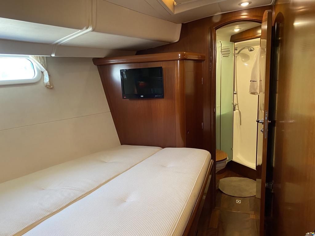 Beneteau 57