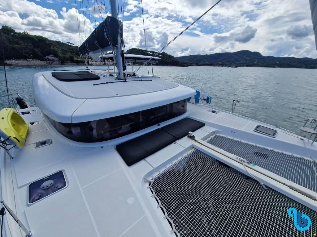 Lagoon 42