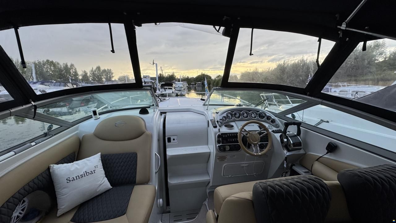 Crownline 315SCR
