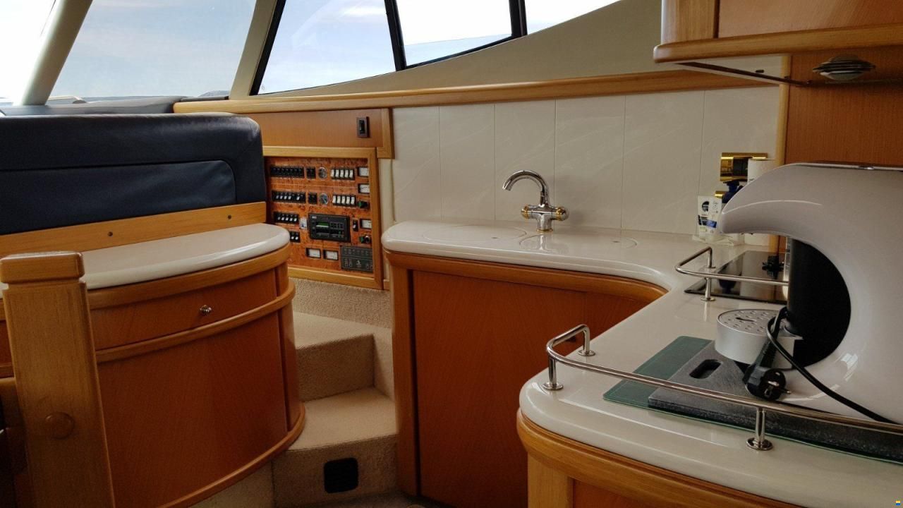Sealine T 51