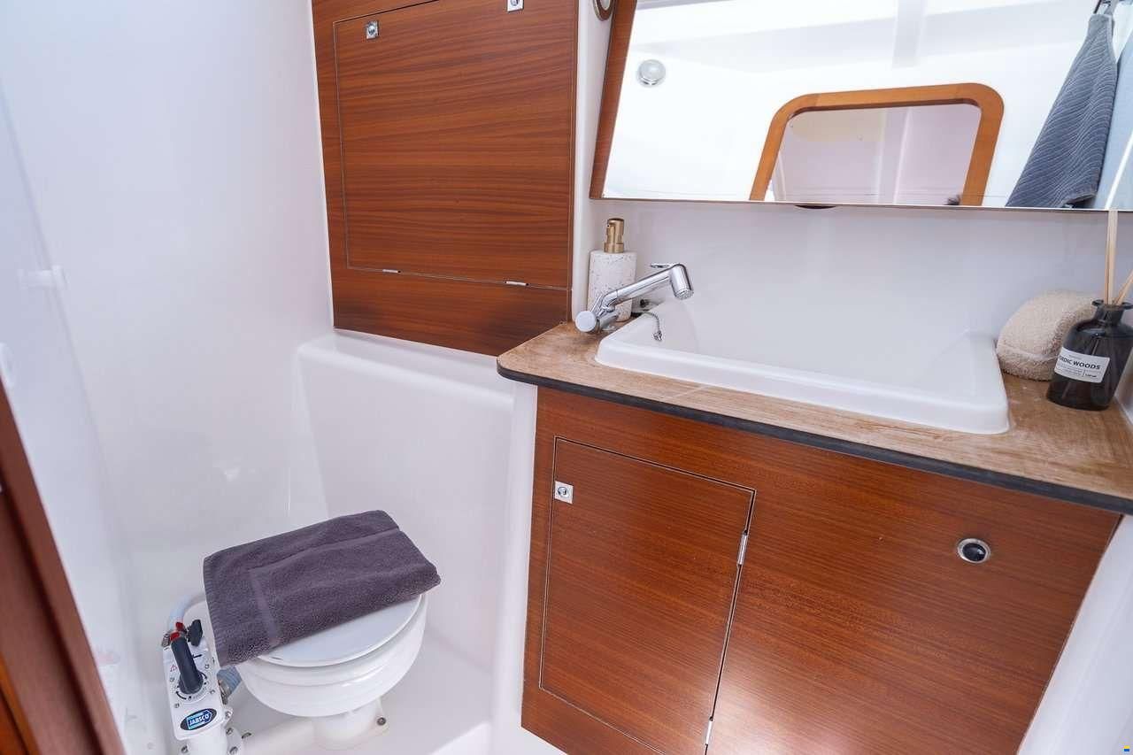 Dufour 382 GRAND LARGE