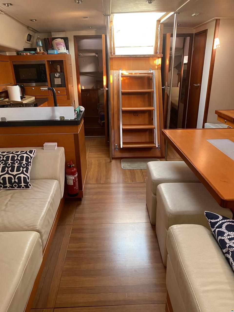 Hanse 545