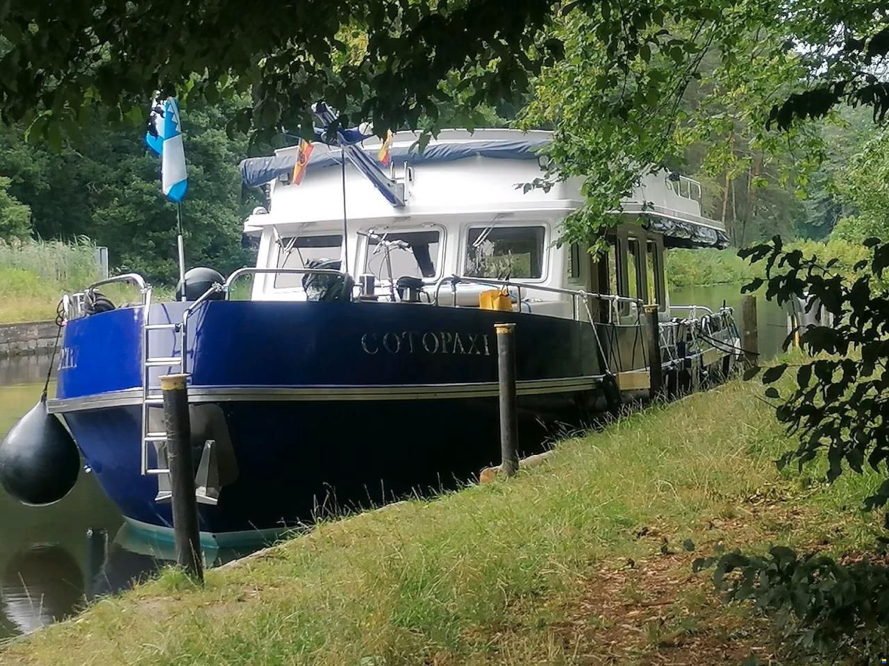 Trapper Motorboot-Hausboot