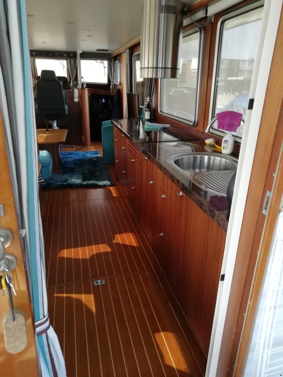 Trapper Motorboot-Hausboot