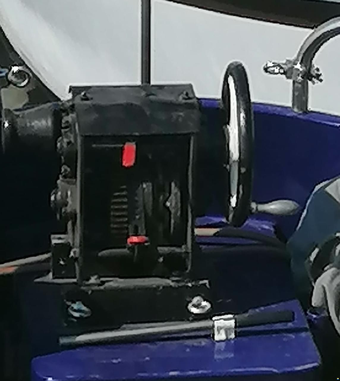 Trapper Motorboot-Hausboot