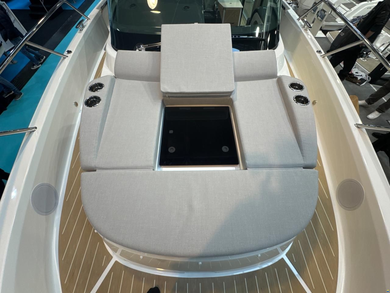 Yamarin AURA Cabin 34