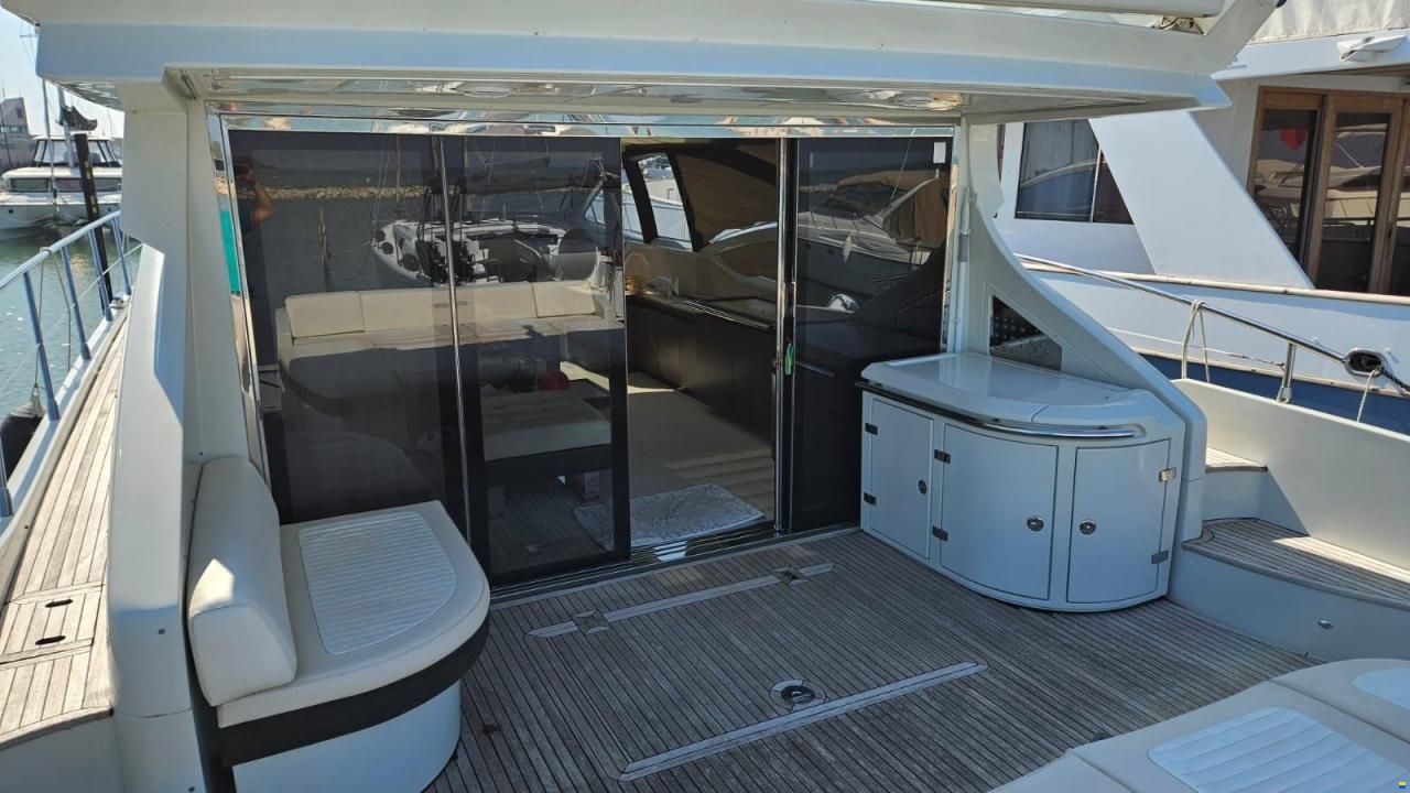 Azimut 62S