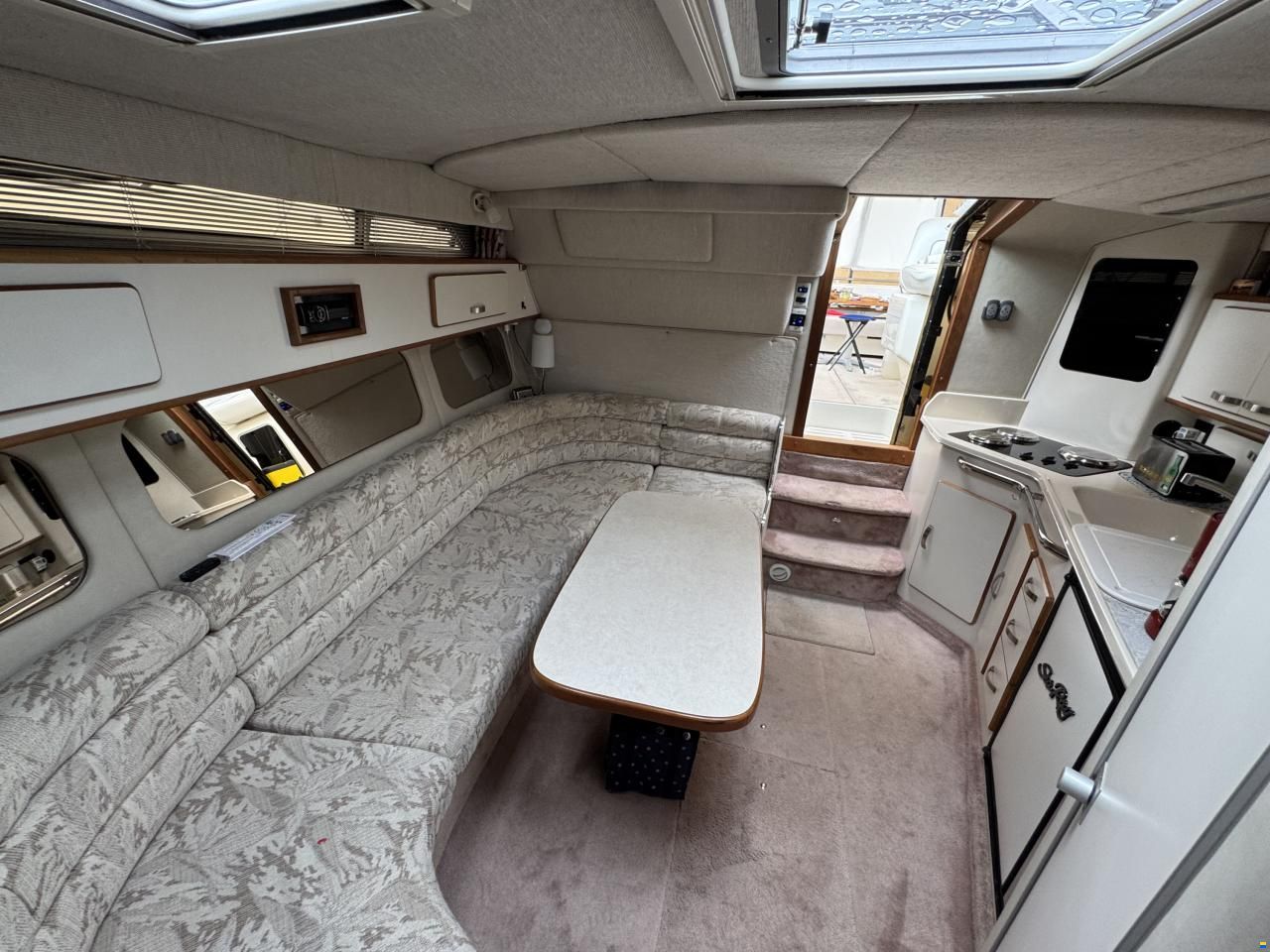 Sea Ray 350 Sundancer