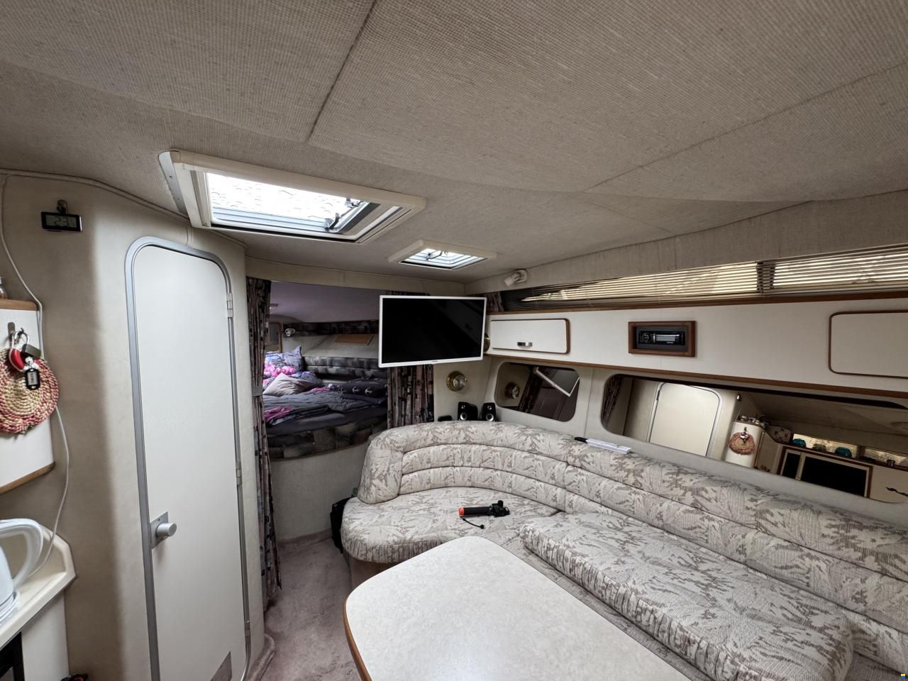 Sea Ray 350 Sundancer