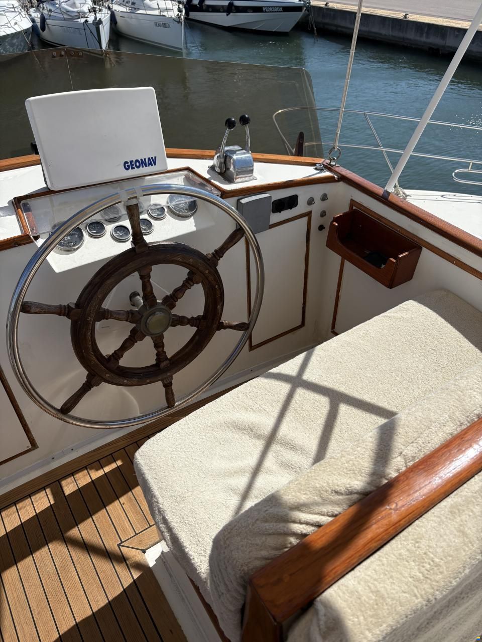 American Marine Grand Banks 36 Classic