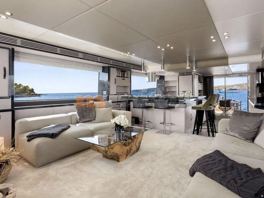 Azimut Magellano 76